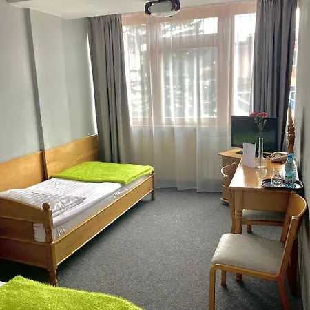 Gromada Hotel 2*