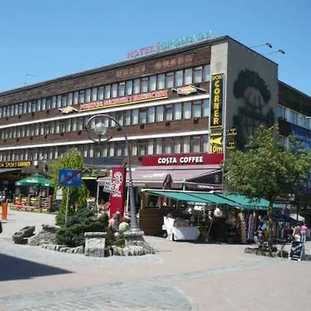 Gromada Hotel 2*