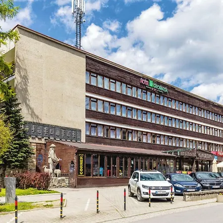 Gromada 2* זקופאנה